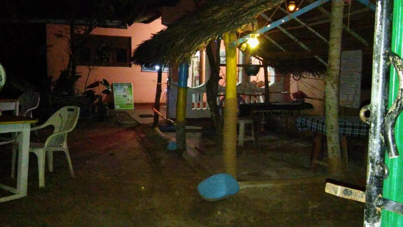 Thevindu Guest & Redmud Resturent Banduramulla Εξωτερικό φωτογραφία